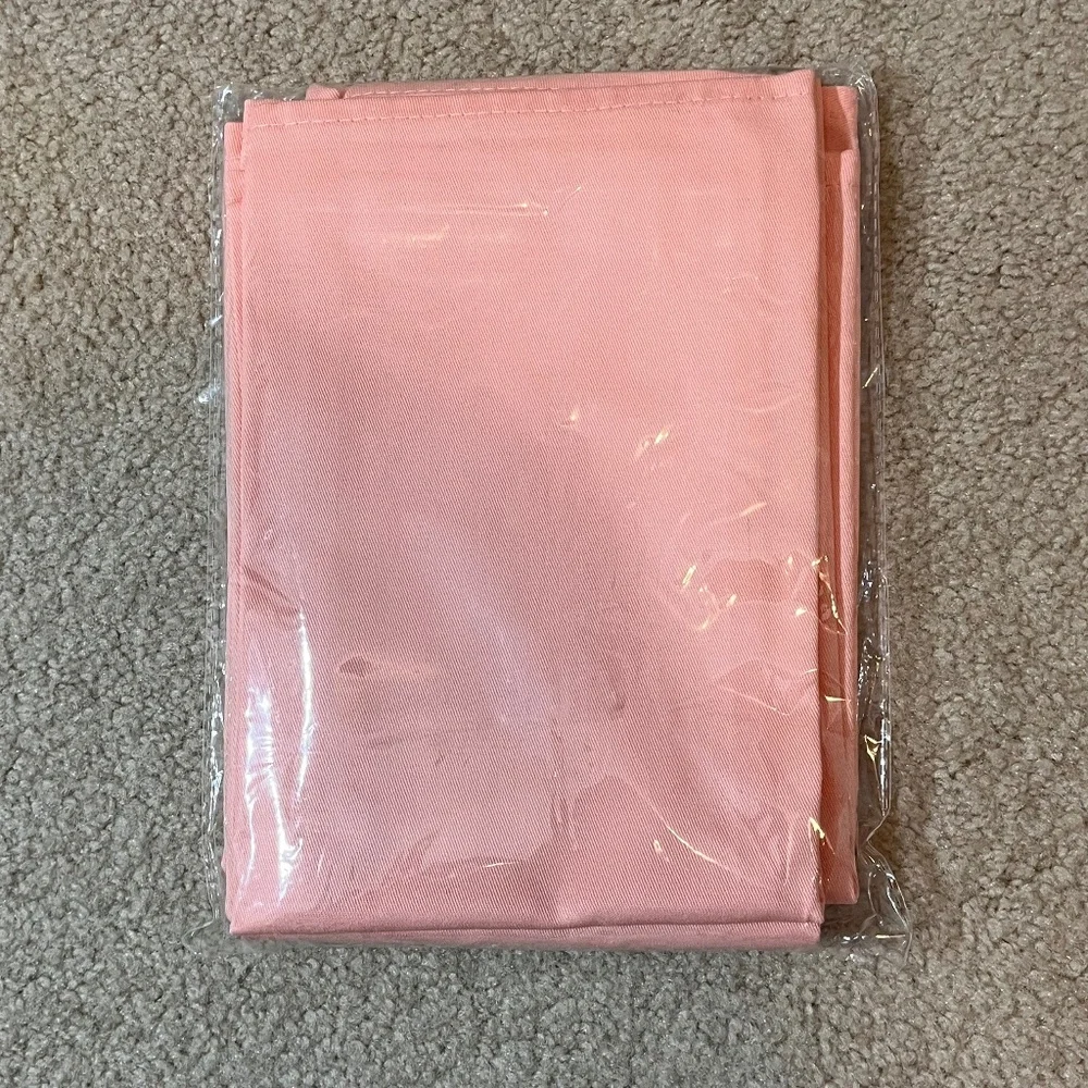 NEW set of 4 peach linen napkins 100% cotton